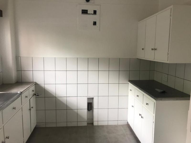 To Let 1 Bedroom Property for Rent in Oranjezicht Western Cape